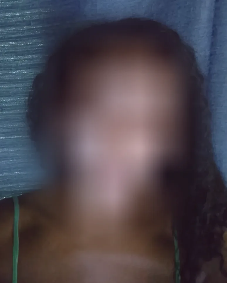 Caitlin, 38