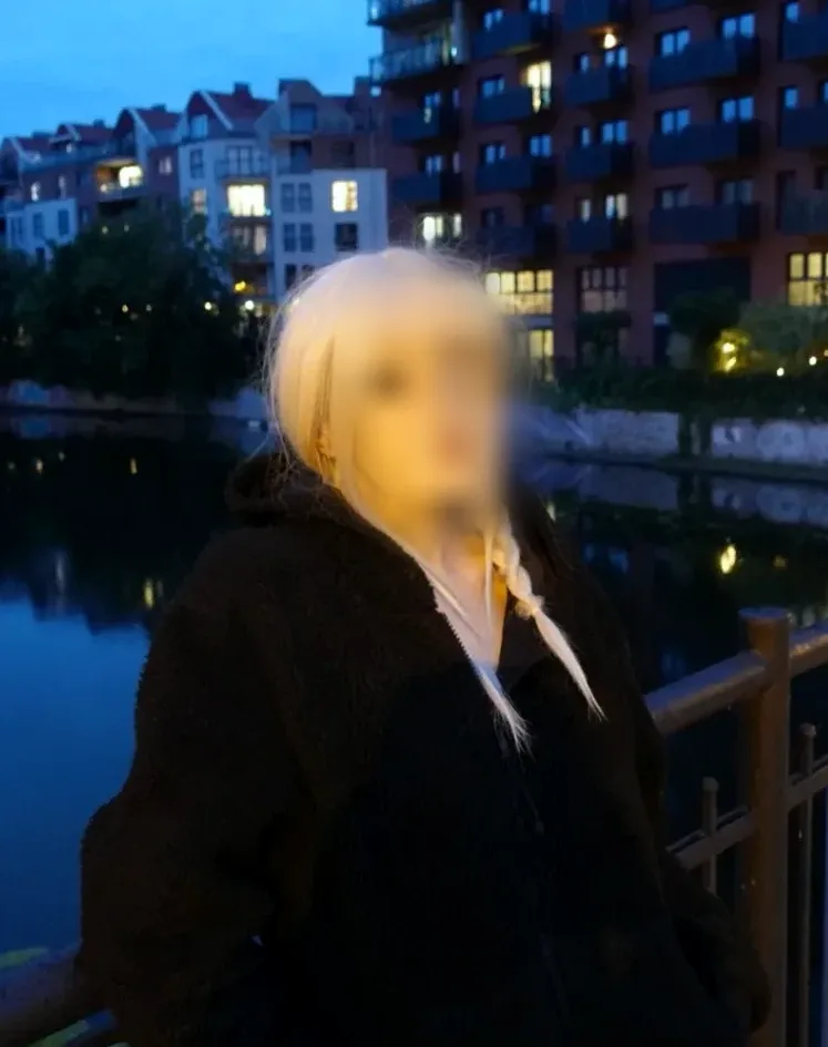 Eilidh, 22