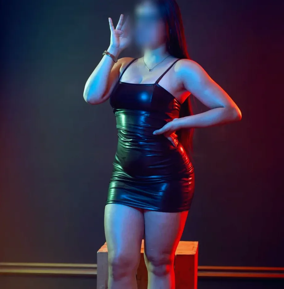 Rhian, 24